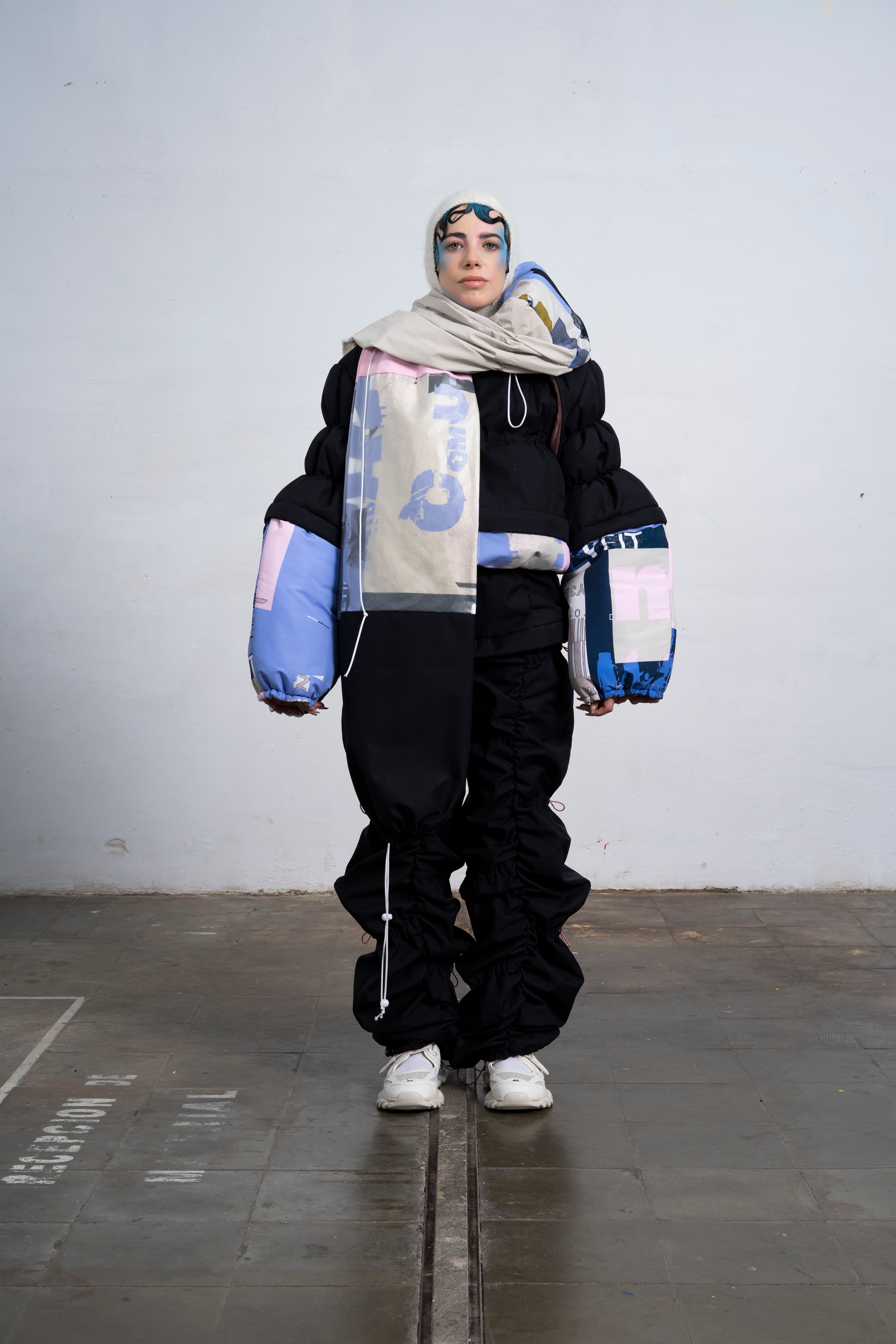 Look 3