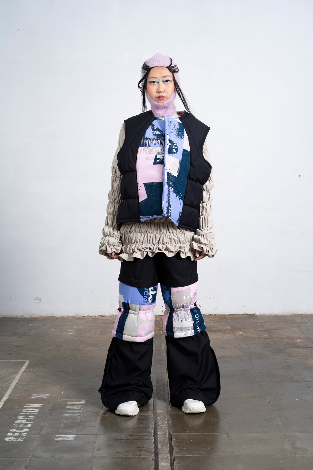 Look 4