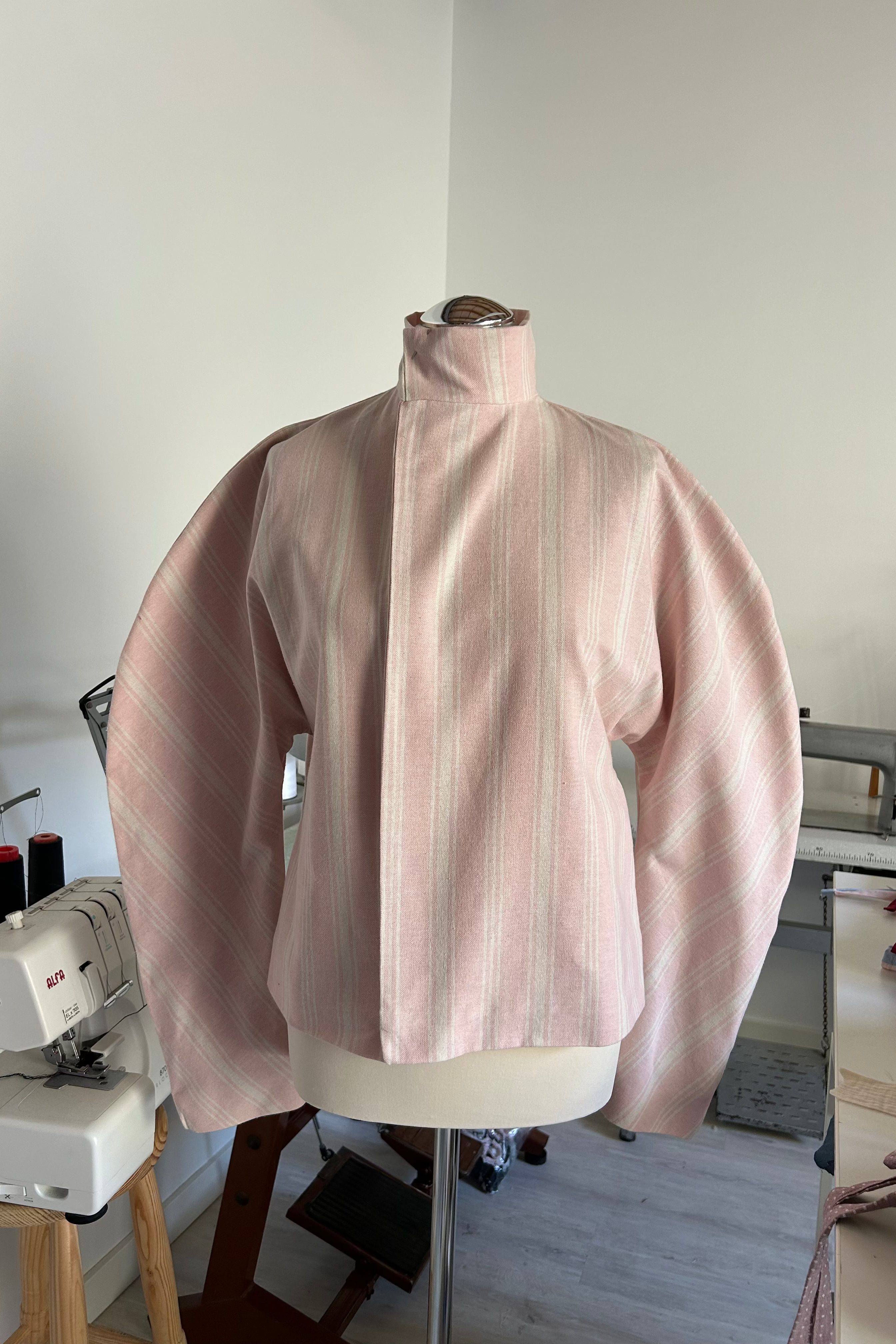 Petal Cropped Jacket detail